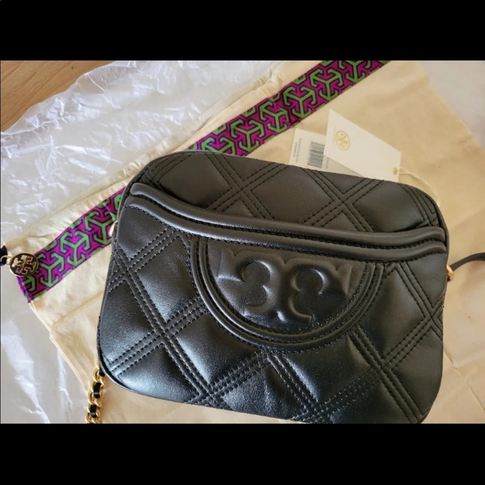The Tory Burch Fleming Soft Camera Bag